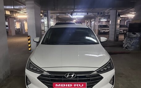 Hyundai Elantra VI рестайлинг, 2019 год, 2 450 000 рублей, 1 фотография