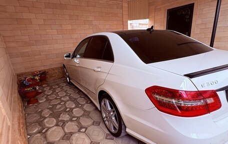Mercedes-Benz E-Класс, 2011 год, 1 500 000 рублей, 3 фотография