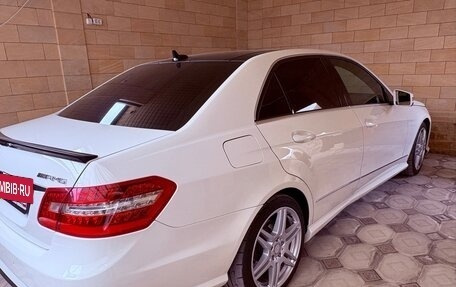 Mercedes-Benz E-Класс, 2011 год, 1 500 000 рублей, 4 фотография