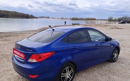 Hyundai Solaris II рестайлинг, 2013 год, 765 000 рублей, 3 фотография