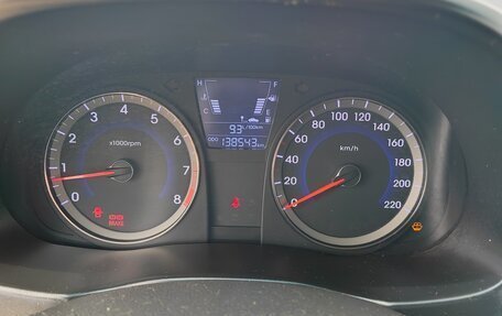Hyundai Solaris II рестайлинг, 2013 год, 765 000 рублей, 16 фотография
