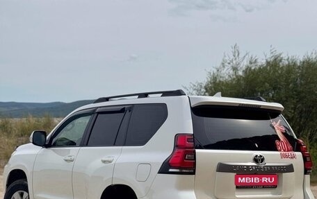 Toyota Land Cruiser Prado 150 рестайлинг 2, 2019 год, 5 000 000 рублей, 5 фотография