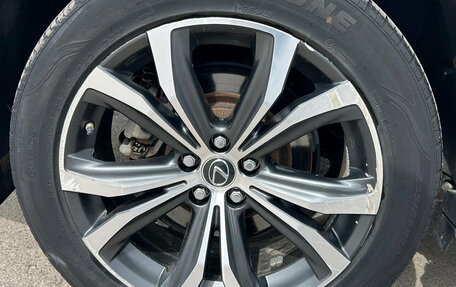 Lexus RX IV рестайлинг, 2020 год, 4 350 000 рублей, 36 фотография