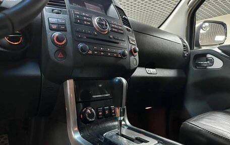 Nissan Pathfinder, 2010 год, 1 242 000 рублей, 21 фотография