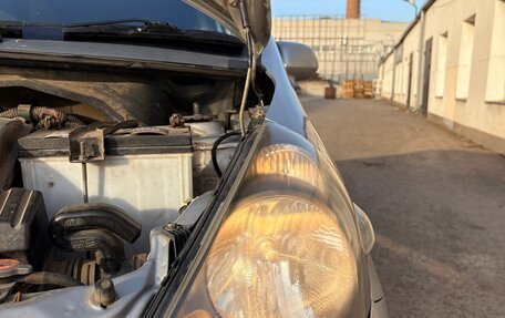 Honda Fit III, 2002 год, 300 000 рублей, 10 фотография