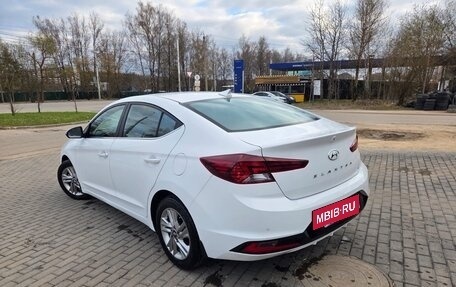 Hyundai Elantra VI рестайлинг, 2019 год, 2 450 000 рублей, 6 фотография