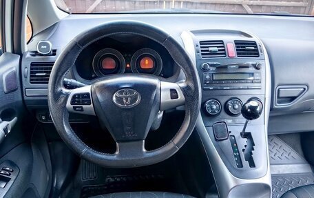 Toyota Auris II, 2012 год, 980 000 рублей, 9 фотография