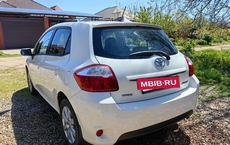 Toyota Auris II, 2012 год, 980 000 рублей, 3 фотография
