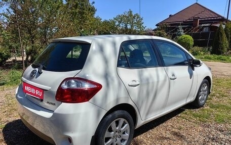 Toyota Auris II, 2012 год, 980 000 рублей, 4 фотография