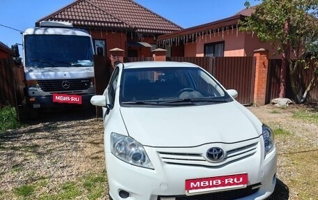 Toyota Auris II, 2012 год, 980 000 рублей, 8 фотография