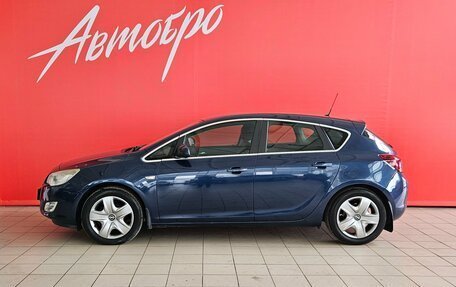 Opel Astra J, 2011 год, 697 000 рублей, 2 фотография