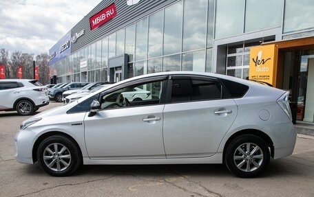 Toyota Prius, 2012 год, 1 098 000 рублей, 10 фотография