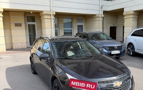 Chevrolet Cruze II, 2013 год, 680 000 рублей, 3 фотография