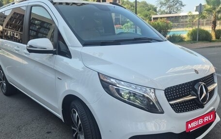 Mercedes-Benz V-Класс, 2020 год, 5 200 000 рублей, 5 фотография