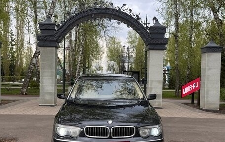 BMW 7 серия, 2004 год, 1 300 000 рублей, 2 фотография