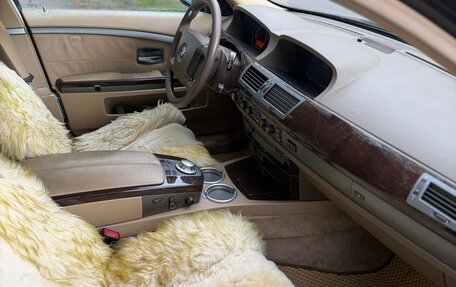 BMW 7 серия, 2004 год, 1 300 000 рублей, 9 фотография