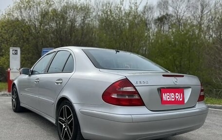 Mercedes-Benz E-Класс, 2002 год, 1 100 000 рублей, 10 фотография