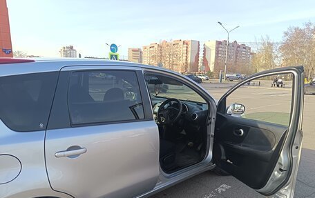 Nissan Note II рестайлинг, 2010 год, 750 000 рублей, 2 фотография