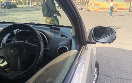 Nissan Note II рестайлинг, 2010 год, 750 000 рублей, 3 фотография