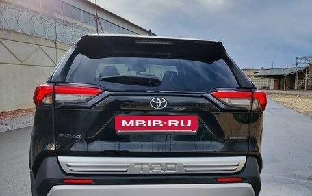 Toyota RAV4, 2019 год, 3 150 000 рублей, 9 фотография
