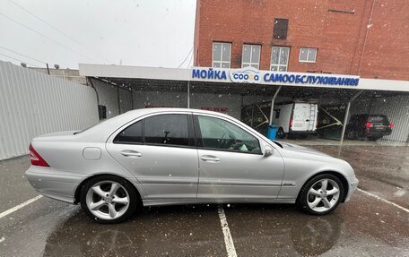 Mercedes-Benz C-Класс, 2004 год, 610 000 рублей, 4 фотография