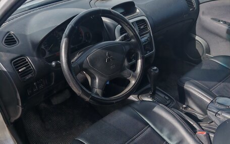 Mitsubishi Carisma I, 2003 год, 200 000 рублей, 9 фотография