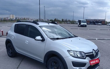 Renault Sandero II рестайлинг, 2017 год, 1 200 000 рублей, 3 фотография