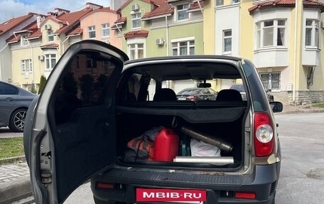Chevrolet Niva I рестайлинг, 2009 год, 650 000 рублей, 9 фотография