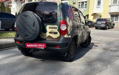 Chevrolet Niva I рестайлинг, 2009 год, 650 000 рублей, 5 фотография