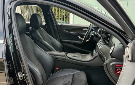Mercedes-Benz E-Класс, 2021 год, 4 000 000 рублей, 10 фотография