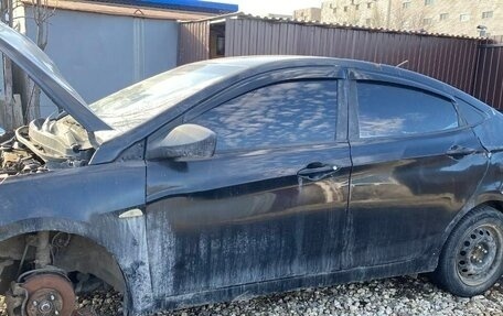 Hyundai Solaris II рестайлинг, 2013 год, 310 000 рублей, 5 фотография