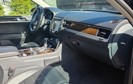 Volkswagen Touareg III, 2014 год, 3 300 000 рублей, 8 фотография