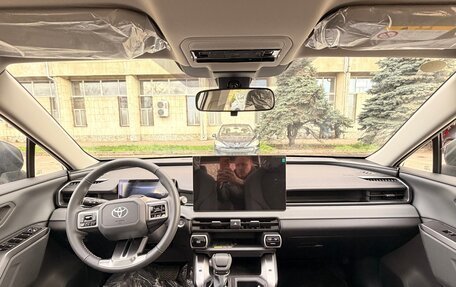 Toyota RAV4, 2026 год, 4 300 000 рублей, 17 фотография