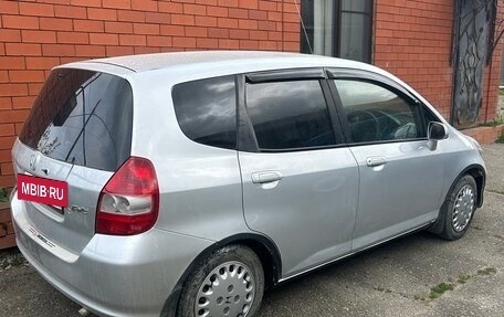 Honda Fit III, 2002 год, 390 000 рублей, 4 фотография