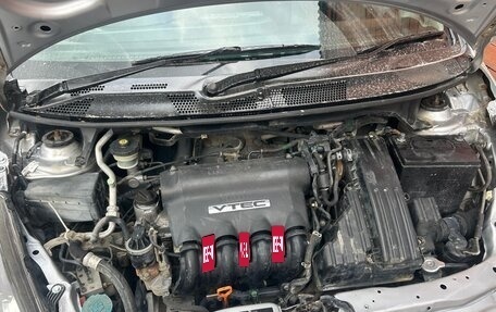 Honda Fit III, 2002 год, 390 000 рублей, 8 фотография
