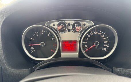 Ford Focus II рестайлинг, 2010 год, 1 080 000 рублей, 17 фотография