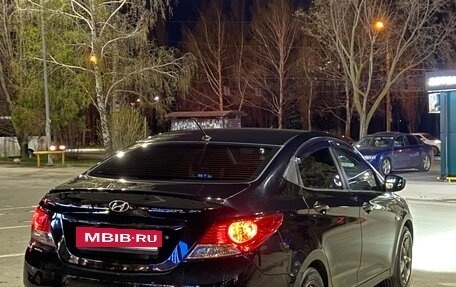 Hyundai Solaris II рестайлинг, 2011 год, 945 000 рублей, 7 фотография
