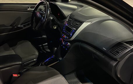 Hyundai Solaris II рестайлинг, 2011 год, 945 000 рублей, 15 фотография