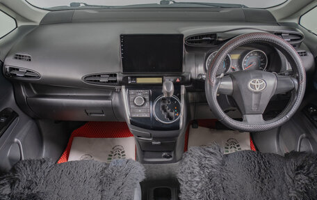 Toyota Wish II, 2011 год, 1 409 000 рублей, 9 фотография
