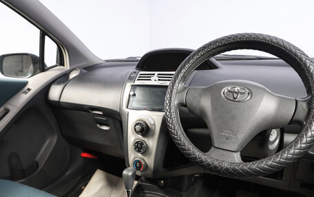 Toyota Vitz, 2005 год, 579 000 рублей, 8 фотография