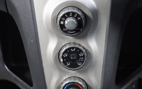 Toyota Vitz, 2005 год, 579 000 рублей, 14 фотография