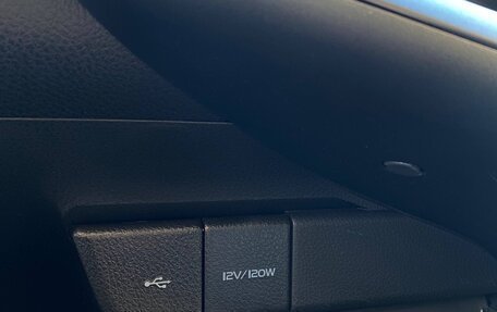 Toyota Camry, 2023 год, 3 760 000 рублей, 30 фотография
