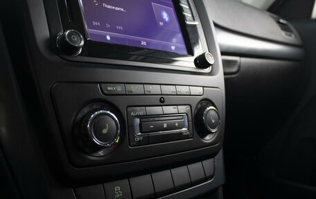 Skoda Yeti I рестайлинг, 2017 год, 1 599 000 рублей, 15 фотография