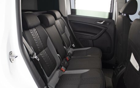 Skoda Yeti I рестайлинг, 2017 год, 1 599 000 рублей, 6 фотография