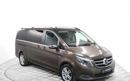 Mercedes-Benz V-Класс, 2017 год, 4 549 000 рублей, 3 фотография