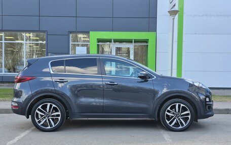KIA Sportage IV рестайлинг, 2018 год, 2 199 000 рублей, 4 фотография