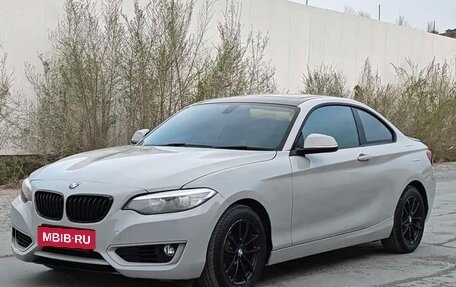 BMW 2 серия F22, 2017 год, 1 360 173 рублей, 5 фотография