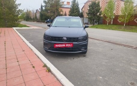 Volkswagen Tiguan II, 2020 год, 3 899 000 рублей, 7 фотография