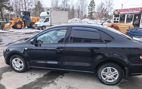 Volkswagen Polo VI (EU Market), 2011 год, 650 000 рублей, 3 фотография