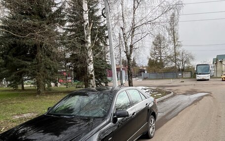 Mercedes-Benz E-Класс, 2011 год, 1 480 000 рублей, 3 фотография